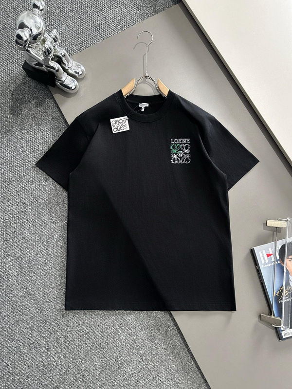 ブランドTシャツ正面デザイン